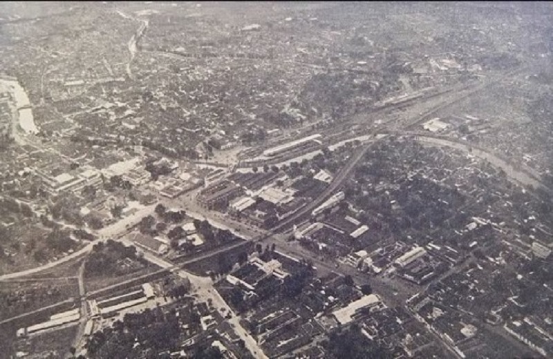 PENINGGALAN ERA KLASIK: Terdapat empat sungai/kanal yang juga menjadi saluran air di Surabaya tempo dulu.