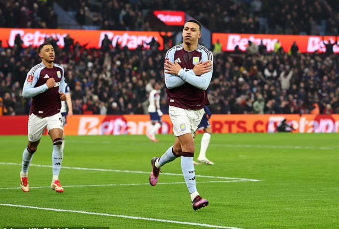 Morgan Rogers cetak gol kedua Aston Villa membuat tim semakin nyaman menjalani laga.