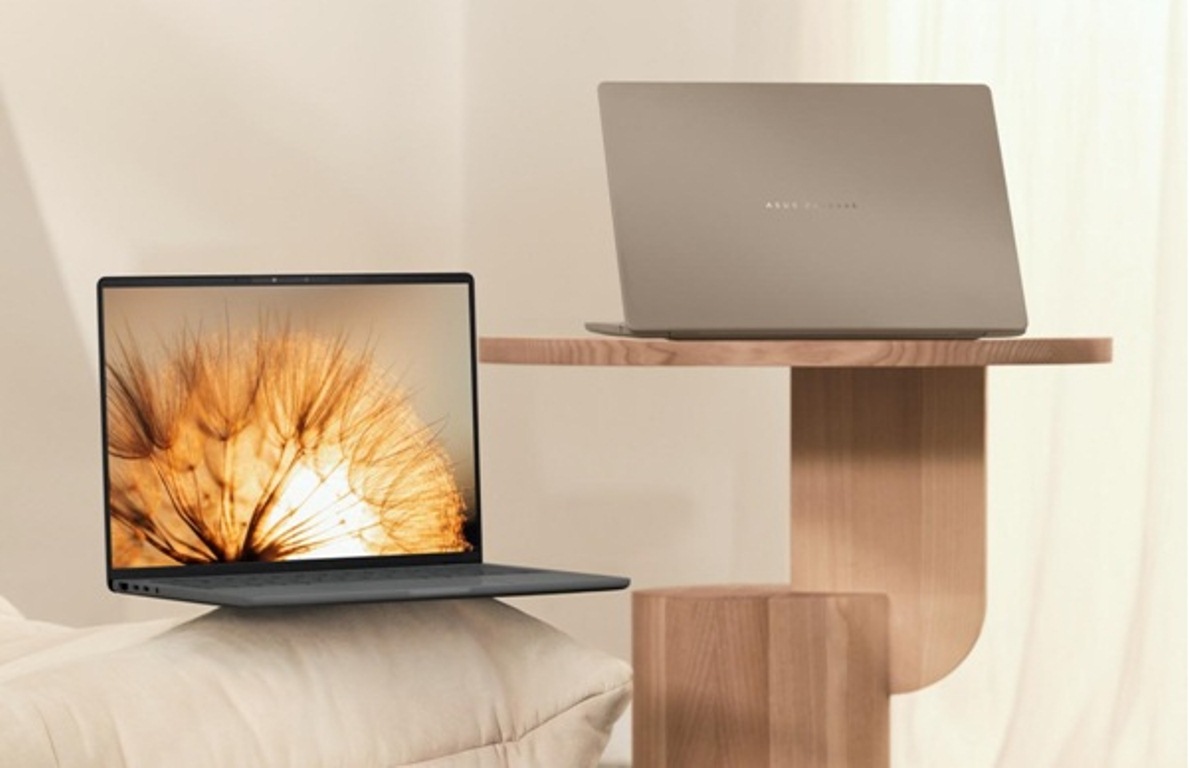 ASUS Zenbook A14 UX3407, laptop tipis yang baru saja mendarat di pasaran Indonesia.