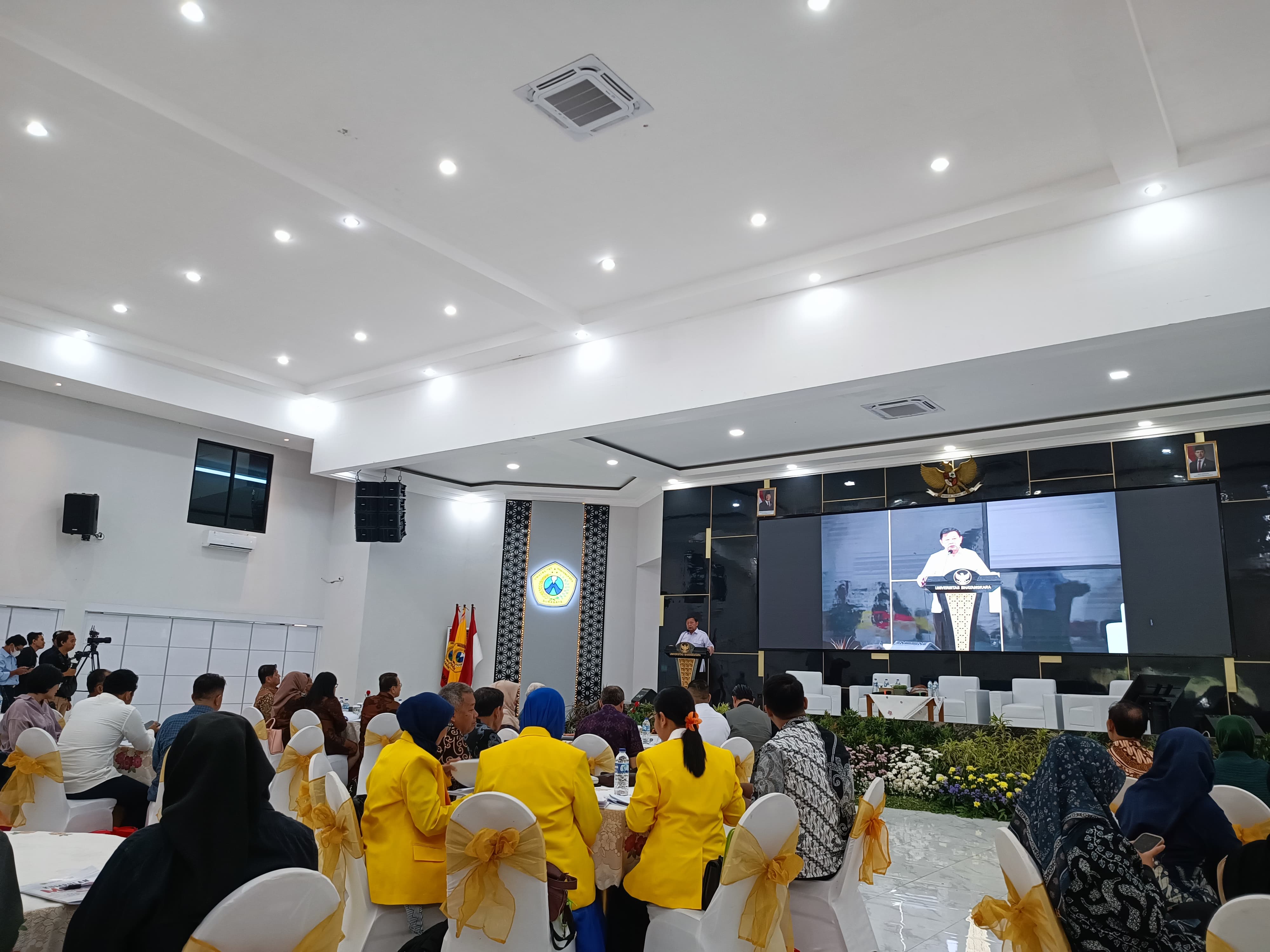 ANTUSIAS: Sekitar 200 orang mengikuti kegiatan forum group discussion (FGD), di Graha Bhayangkara, Kamis (27/2).
