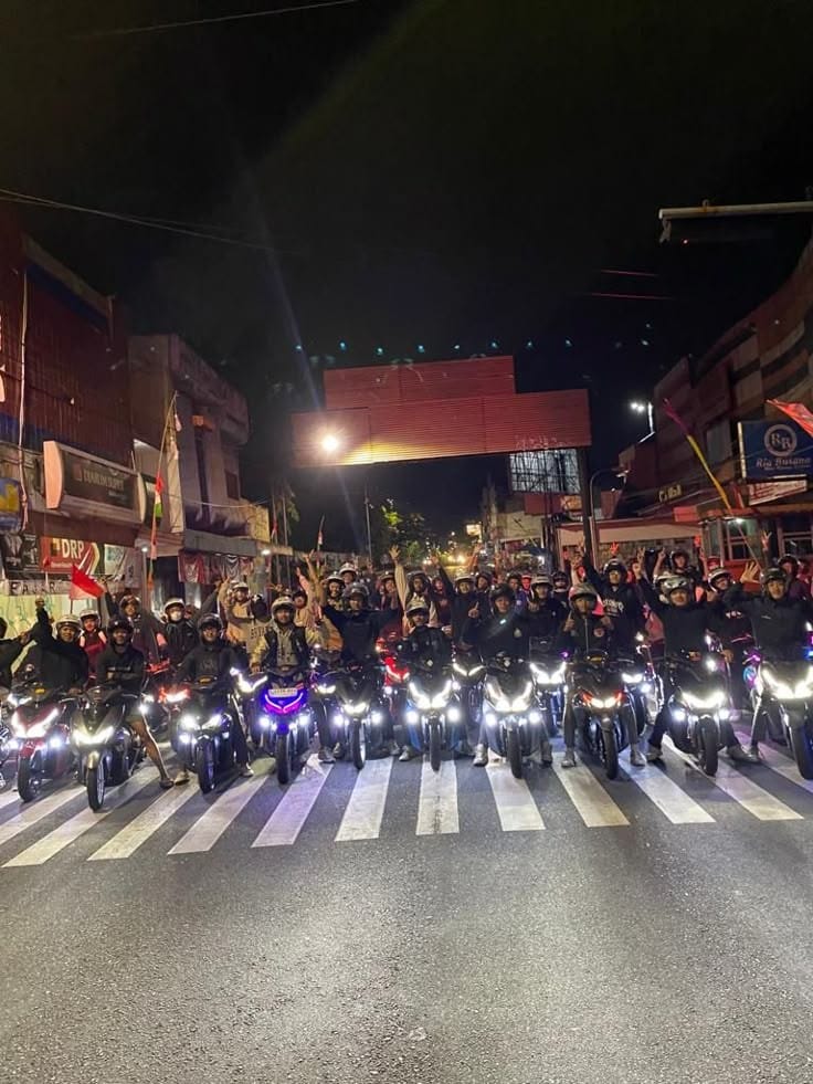 Meresahkan : Warganet mengeluhkan aksi konvoi motor saat jam sahur.