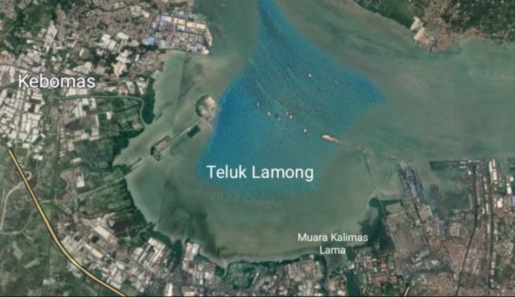 SEJAK ERA KOLONIAL: Teluk Lamong merupakan pelabuhan kuno yang menjadi persinggahan kapal-kapal besar.