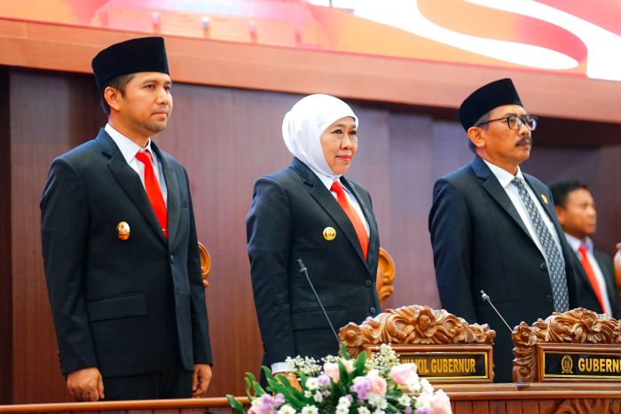 MELANGKAH BERSAMA: Gubernur Jatim Khofifah Indar Parawansa mengaku optimistis RPJMD Jatim bisa rampung sebelum target yang ditetapkan oleh Kemendagri, enam bulan ke depan.