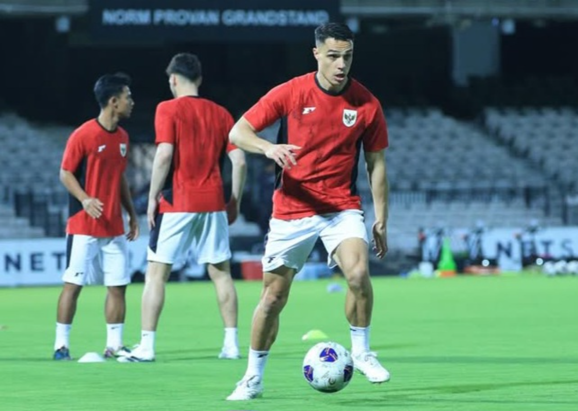 Debut manis Joey Pelupessy yang mampu menjadi penyeimbang kekuatan lini tengah Indonesia.