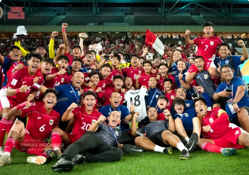 Timnas Indonesia U-17 berhasil lolos otomatis ke Piala Dunia U-17 2025 yang akanndigelar di Qatar.