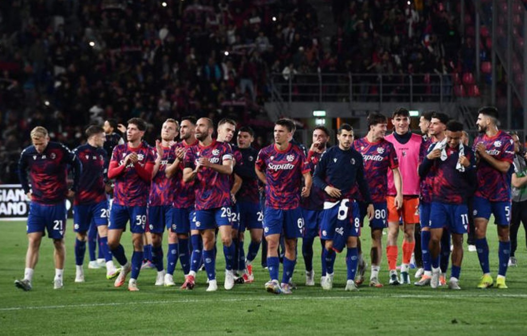 Selebrasi pemain Bologna usai memastikan diri lolos ke final Coppa Italia.