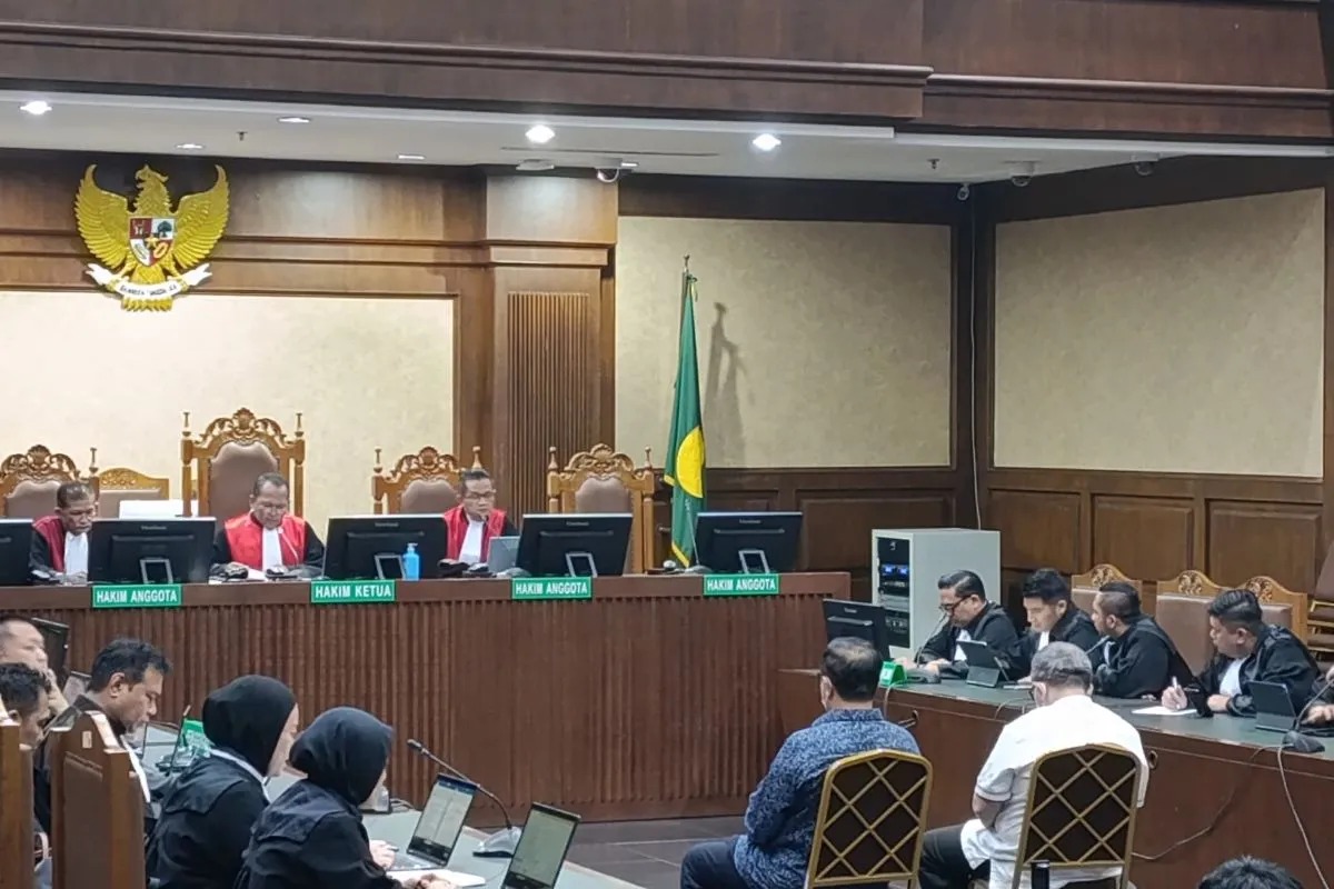 Dua hakim nonaktif Pengadilan Negeri (PN) Surabaya, Erintuah Damanik dan Mangapul, divonis 7 tahun penjara. (IST)