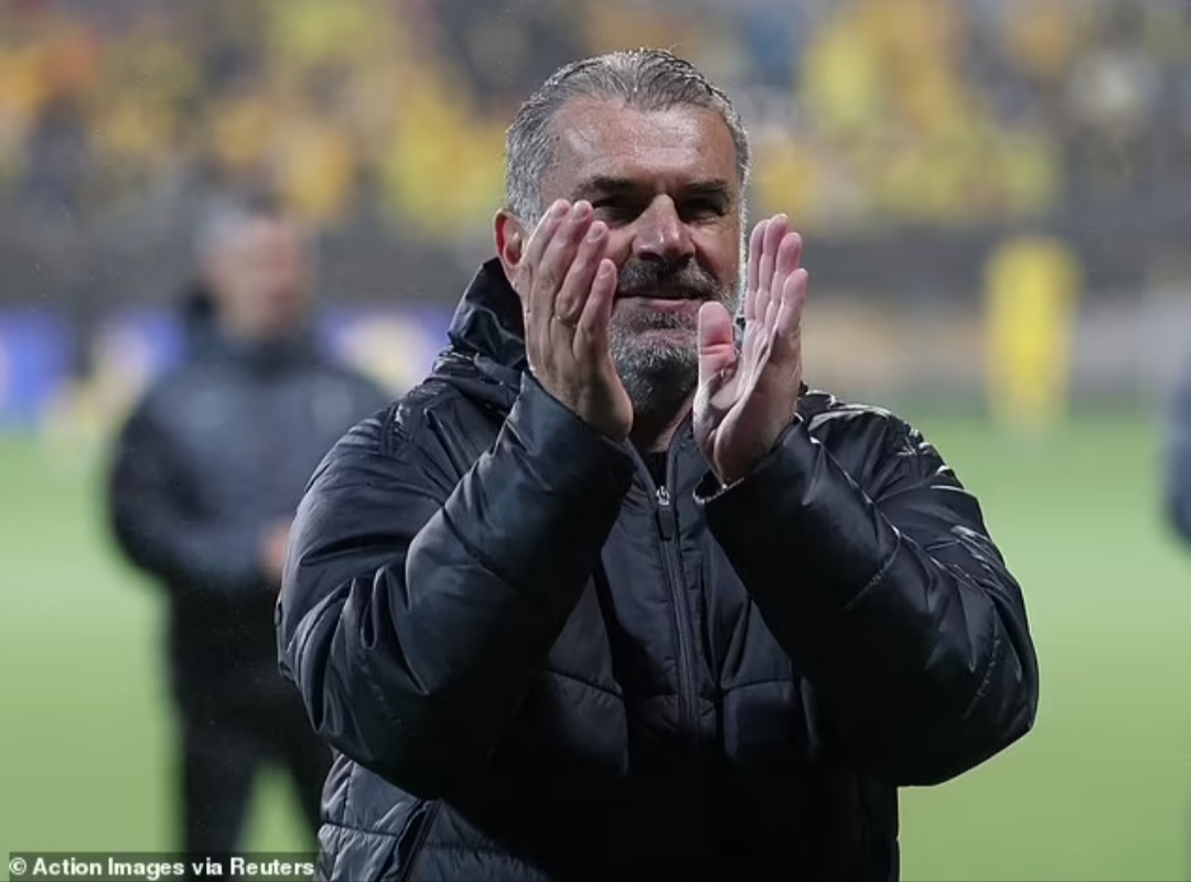 Ange Postecoglou mungkin akan memenuhi janjinya untuk meraih trofi di musim keduanya.