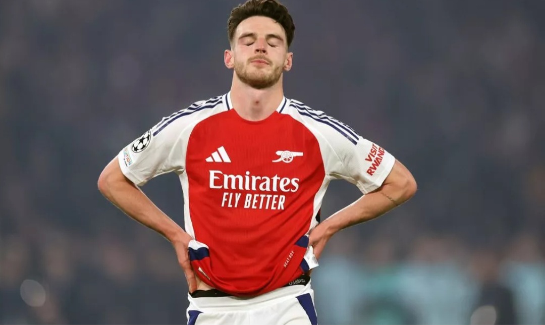 Declan Rice mengalami cedera hamstring dan terancam absen pada dua laga sisa.