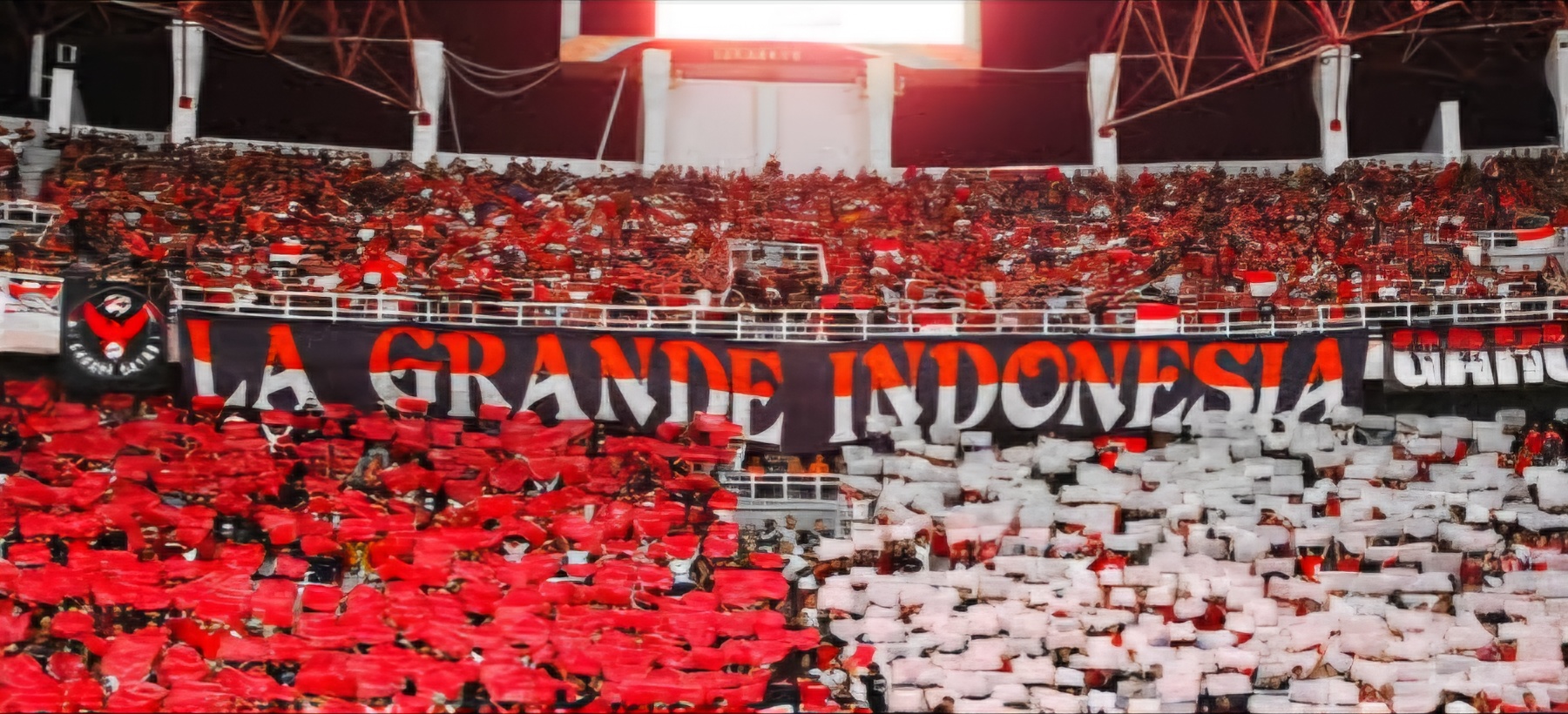 GEMURUH : Timnas Indonesia akan menjamu China dalam lanjutan babak kualifikasi putaran ketiga Piala Dunia 2026 di GBK, Jakarta. (IST/RADAR SURABAYA)