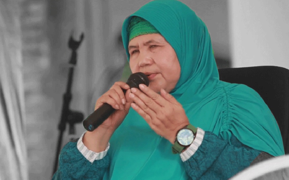 Mamah Dedeh.
