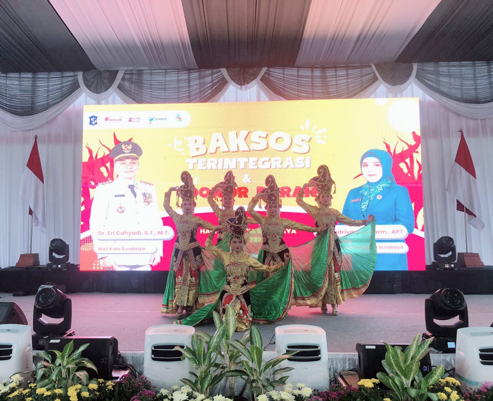 Tarian Wulandaru yang dipersembahkan para penari dari Mulyo Joyo Enterprise Surabaya. (IST)