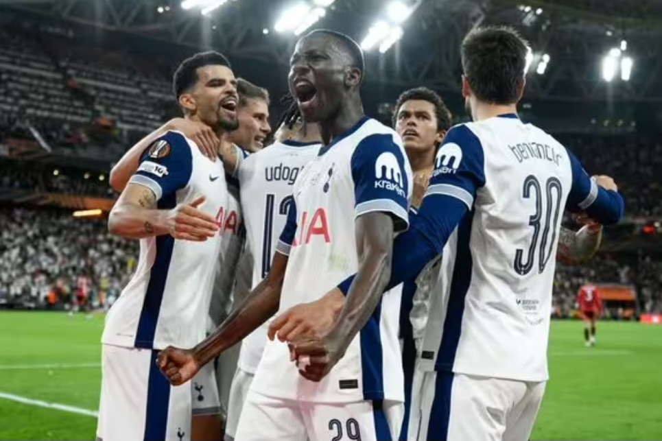 Selebrasi pemain Tottenham.