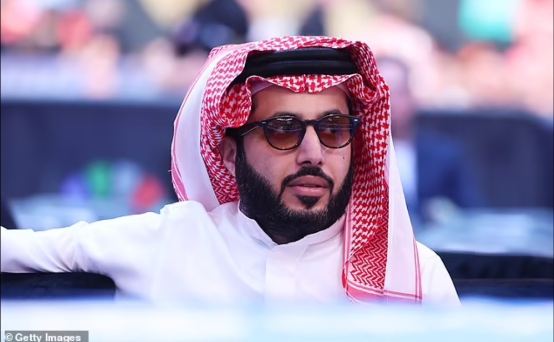 Turki Alalshikh, yang telah mendalangi Arab Saudi ke dalam tinju berbiaya besar mulai merambah sepakbola.
