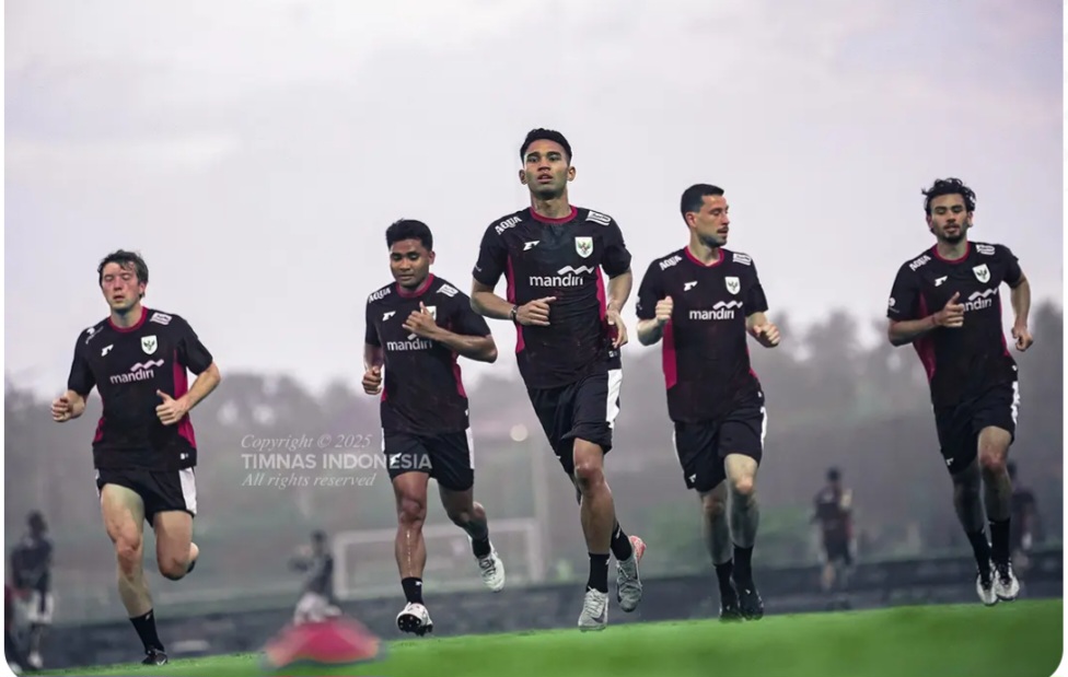 Usai jalanan pemusatan latihan di Bali, skuad timnas kembali ke Jakarta persiapan lawan China, 5 Juni nanti.