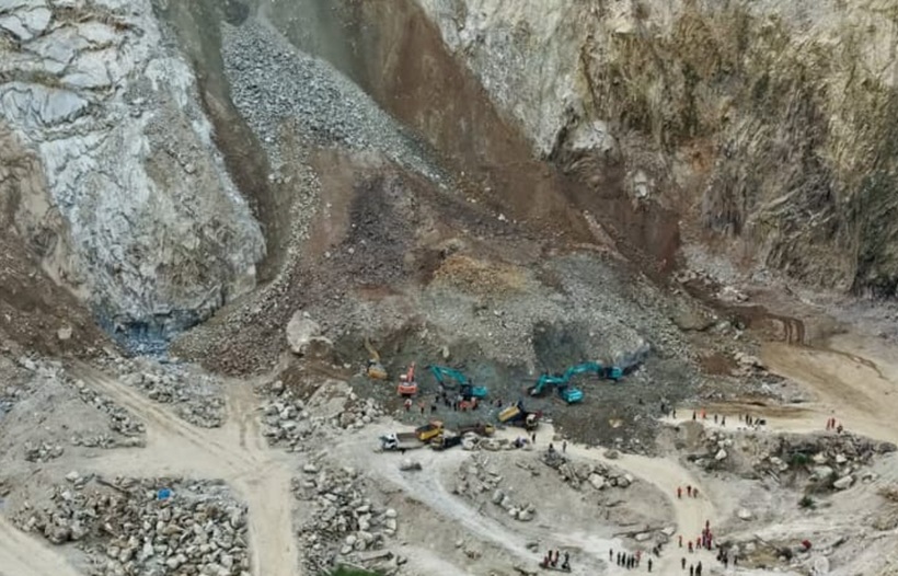 Kondisi lokasi galian C di Gunung Kuda, Kabupaten Cirebon yang lonsor dan menewaskan 21 orang.