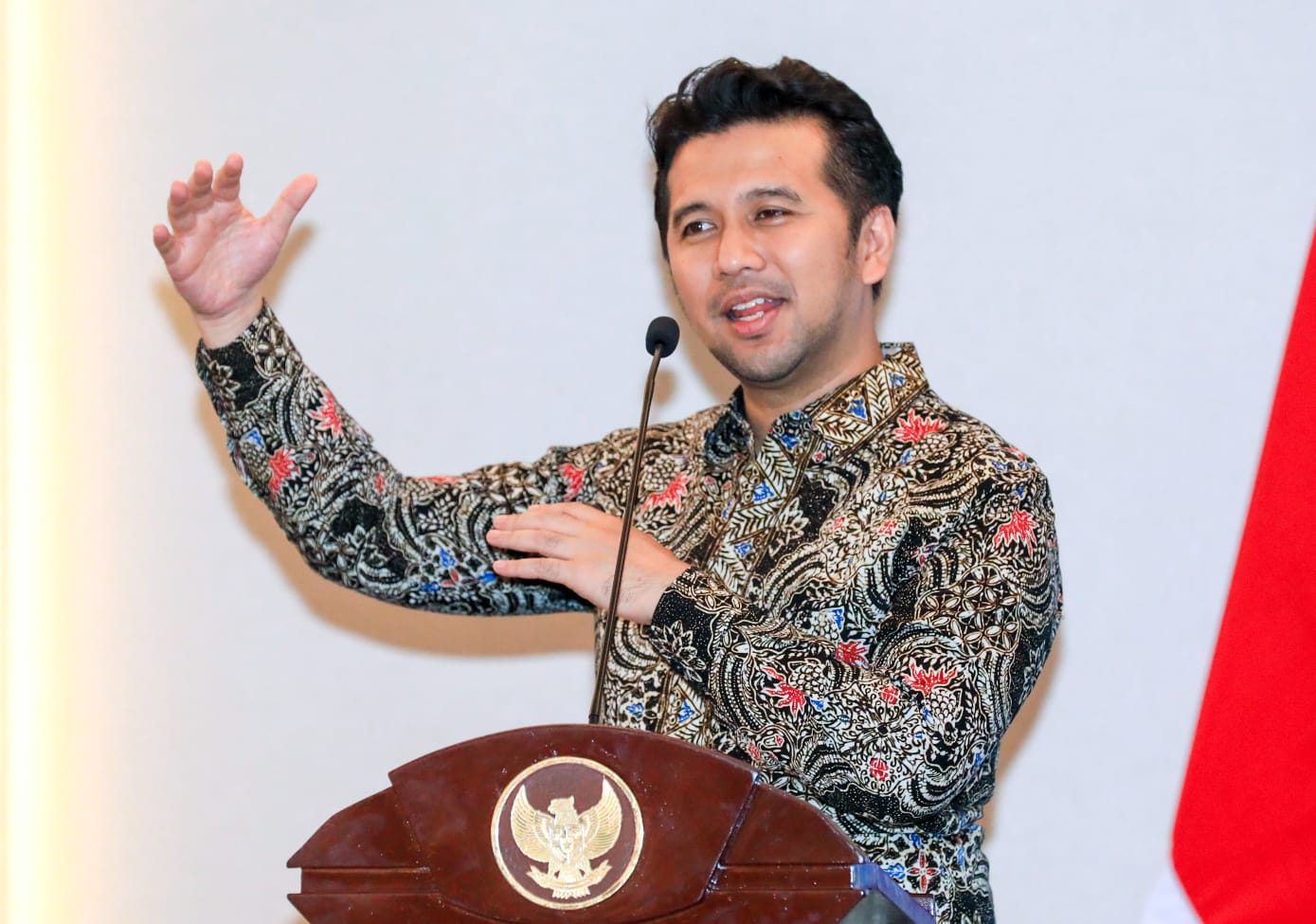 Plt Gubernur Jawa Timur Emil Elestianto Dardak.