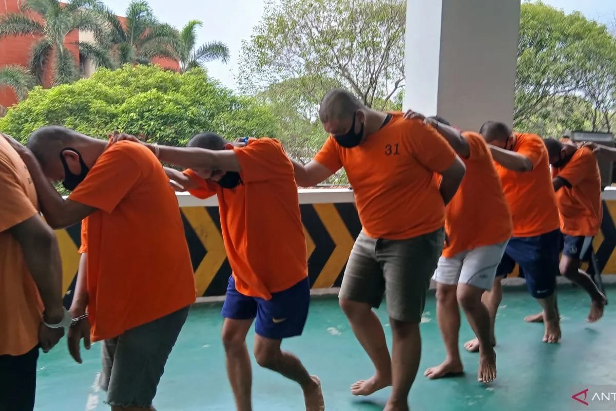 DIGAGALKAN : Polresta Bandara Soetta menggagalkan penyelundupan 171.880 benih lobster. Oknum petugas avsec diamankan terkait penyelundupan tersebut. (ANTARA/RADAR SURABAYA)