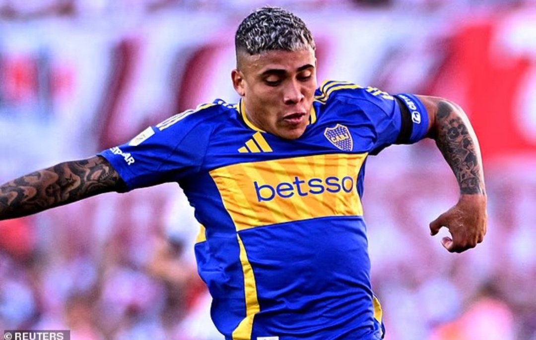 Kasus hukum membuat aplikasi visa Ayrton Costa ditolak.