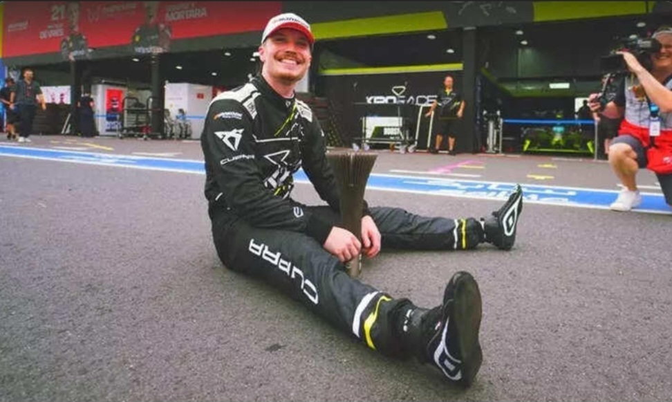Dan Ticktum Raih Kemenangan Perdana di Formula E, Edoardo Mortara dan Nico M&uuml;ller Lengkapi Podium.