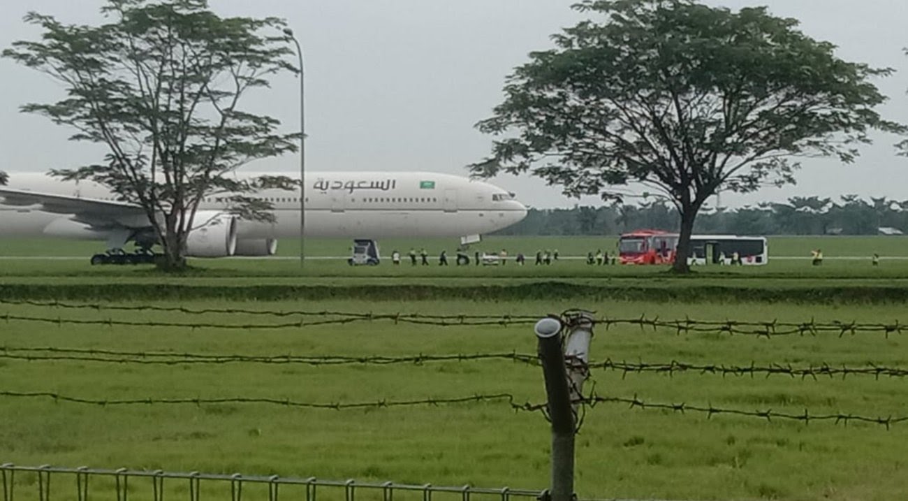 SELIDIKI : Pemerintah melalui Menko Polkam akan menyelidiki teror ancaman bom pada pesawat Saudi Airlines yang mengangkut jemaah haji. (ILUSTRASI/RADAR SURABAYA)