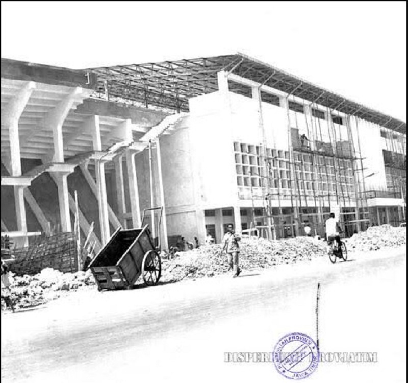 Kondisi Stadion Gelora 10 November Tambaksari Surabaya saat masih dilakukan revitalisasi.
