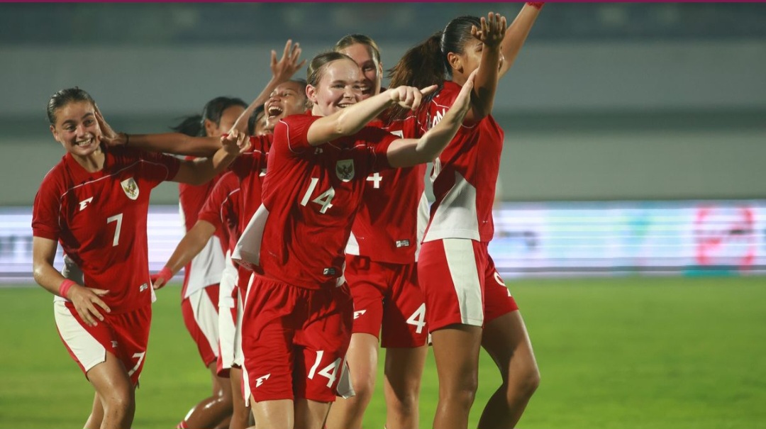 Selebrasi Garuda Pertiwi saat mengalahkan Kirgistan.