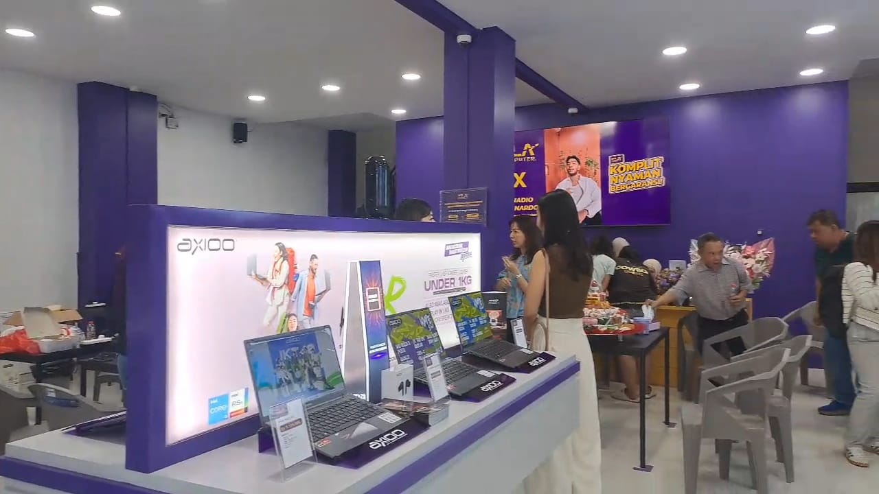 Lengkap : KLA Komputer Surabaya menjual berbagai produk laptop terbaru dengan harga mulai Rp&nbsp;2&nbsp;jutaan&nbsp;saja.