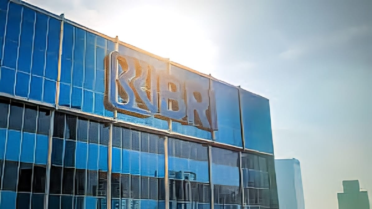 PT Bank Rakyat Indonesia (Persero) Tbk atau BRI terus menunjukkan ketangguhannya sebagai pilar utama perbankan mikro di Indonesia.