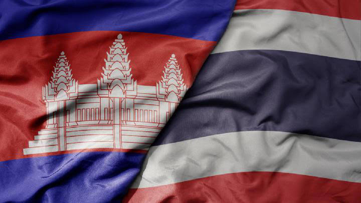 Ribuan warga sipil di perbatasan kedua negara terpaksa mengungsi, sementara inisiatif diplomatik mulai membuahkan hasil awal menuju gencatan senjata.