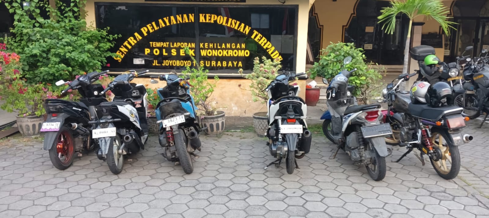DIAMANKAN : Sebanyak 16 sepeda motor diamankan hendak balap liar dari sejumlah titik di wilayah Surabaya. (IST/RADAR SURABAYA)