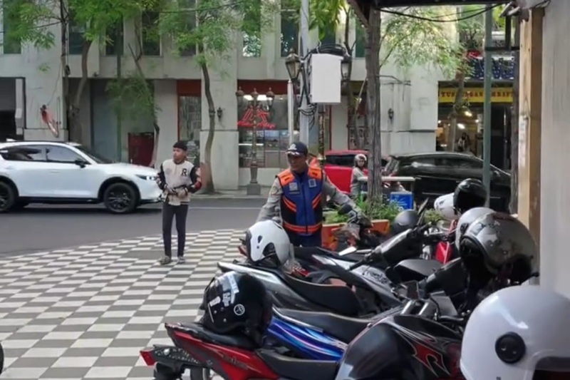 Sejak diterapkan pada (15/7), arus lalu lintas di kawasan wisata ikonik tersebut terlihat lebih tertib dan lancar.