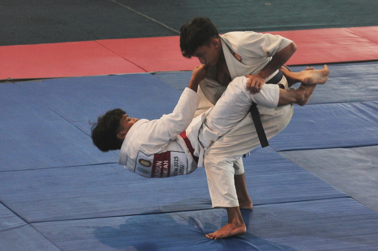 Atlet Ju Jitsu muda Jatim yang tampil saat Porprov Jatim IX lalu bisa masuk seleksi untuk tampil di PON Beladiri.
