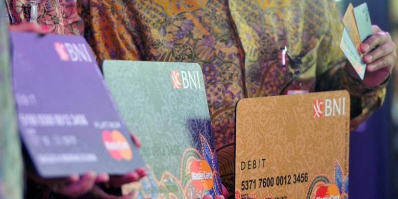 Ahmad Lubis, 37, mengungkapkan kekesalan setelah mengetahui rekening bank milik anaknya yang masih duduk di bangku sekolah dasar tiba-tiba diblokir oleh Pusat Pelaporan dan Analisis Transaksi Keuangan