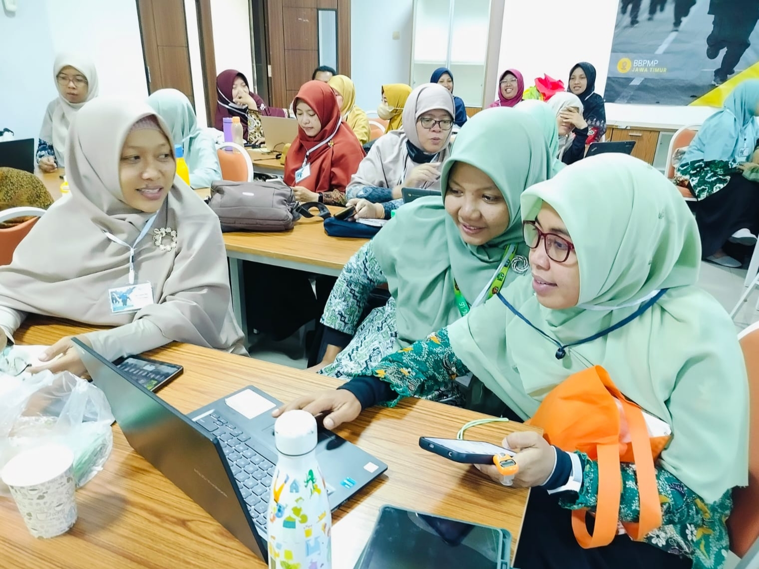 Perkumpulan Jalanin Chapter Jawa Timur menggelar pelatihan fasilitator kehidupan bagi para guru dan relawan. (IST)