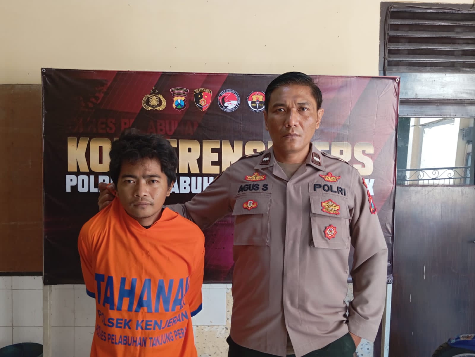 CERDIK : Tersangka curanmor MY, 30, hanya berbekal gunting saat beraksi mencuri sepeda motor di Jalan Bulak Banteng Gang Kenanga, Surabaya. (IST/RADAR SURABAYA)