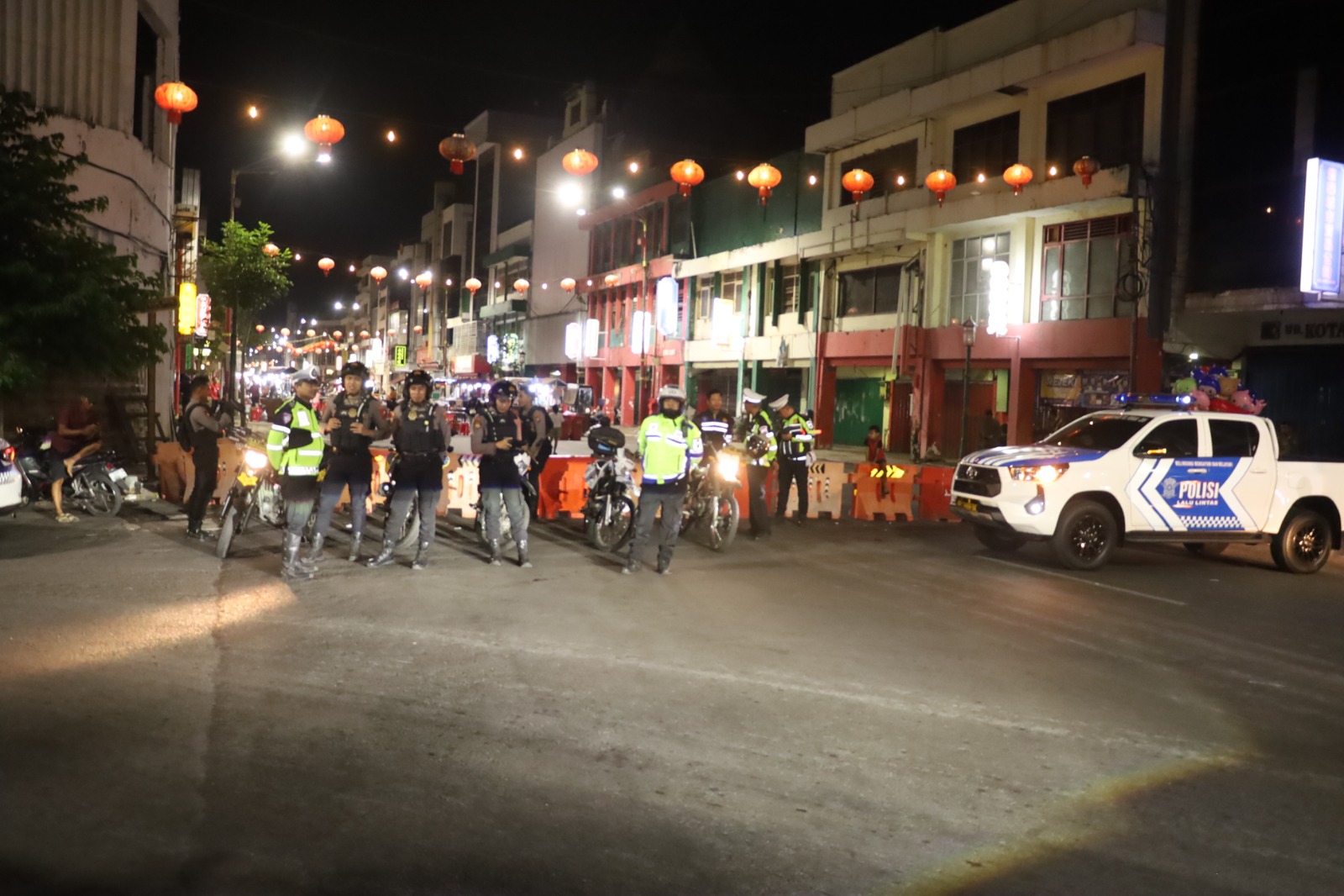 PENGAMANAN : Patroli skala besar dilaksanakan Polres Pelabuhan Tanjung Perak untuk antisipasi gangguan kamtibmas di Surabaya. (IST/RADAR SURABAYA)