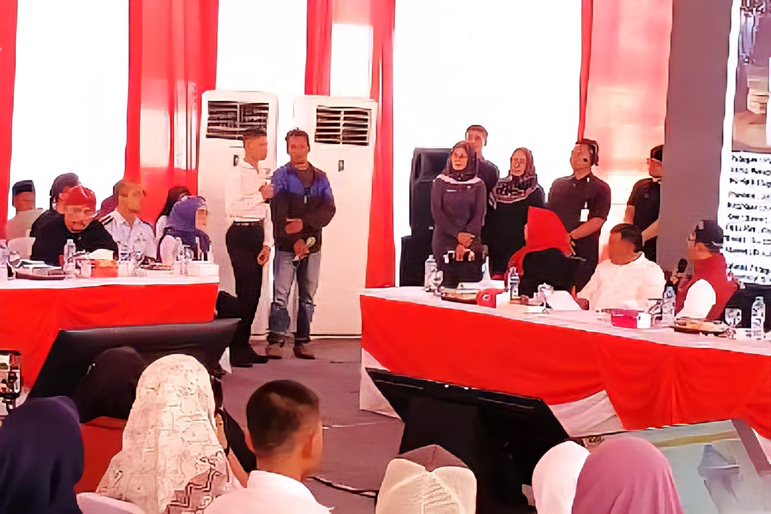 Gus Ipul disambut antusias saat kunjungi Sekolah Rakyat, tegaskan komitmen perluas akses pendidikan yang adil dan terjangkau.