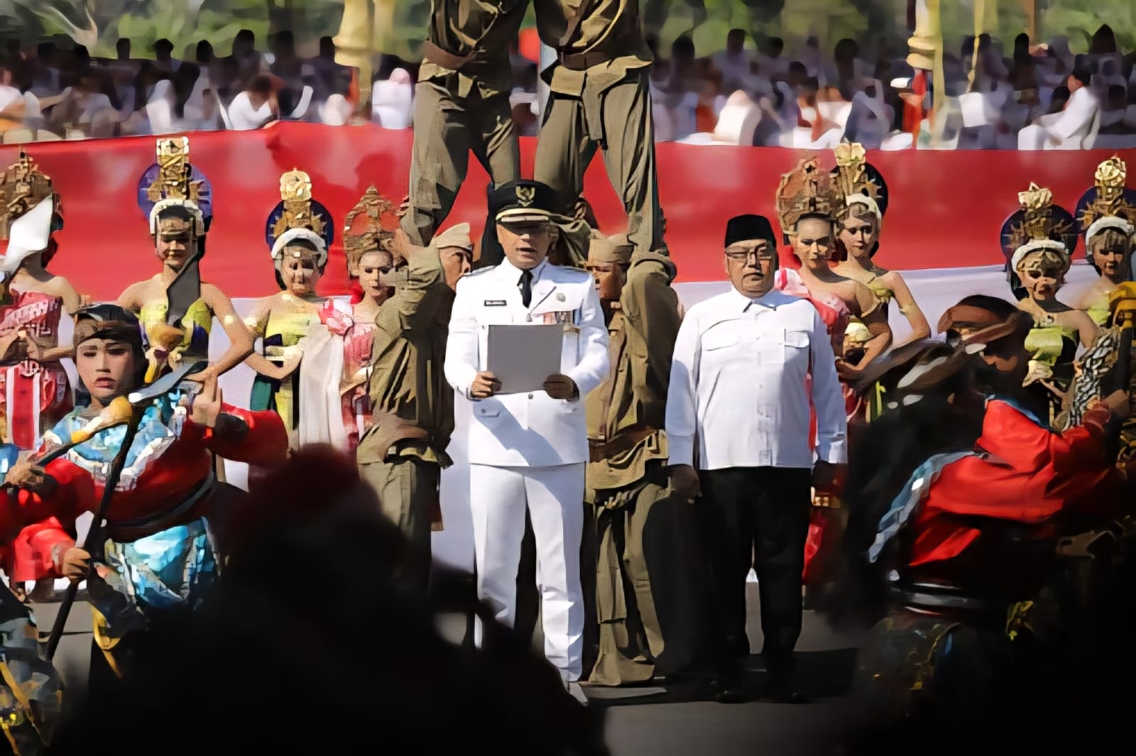 Pemkot Surabaya mengundang warga ikut upacara HUT ke-80 RI pada 17 Agustus di Balai Kota.