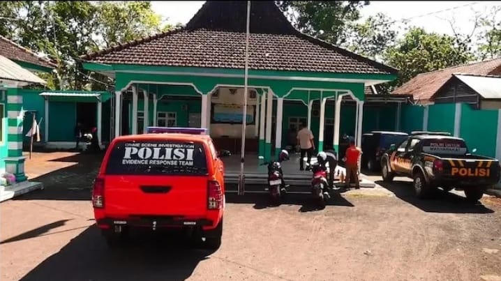 Serangkaian kasus pencurian yang menimpa mahasiswa Kuliah Kerja Nyata (KKN) mendorong pihak kampus mengambil langkah tegas dengan memulangkan peserta lebih awal demi keselamatan mereka.