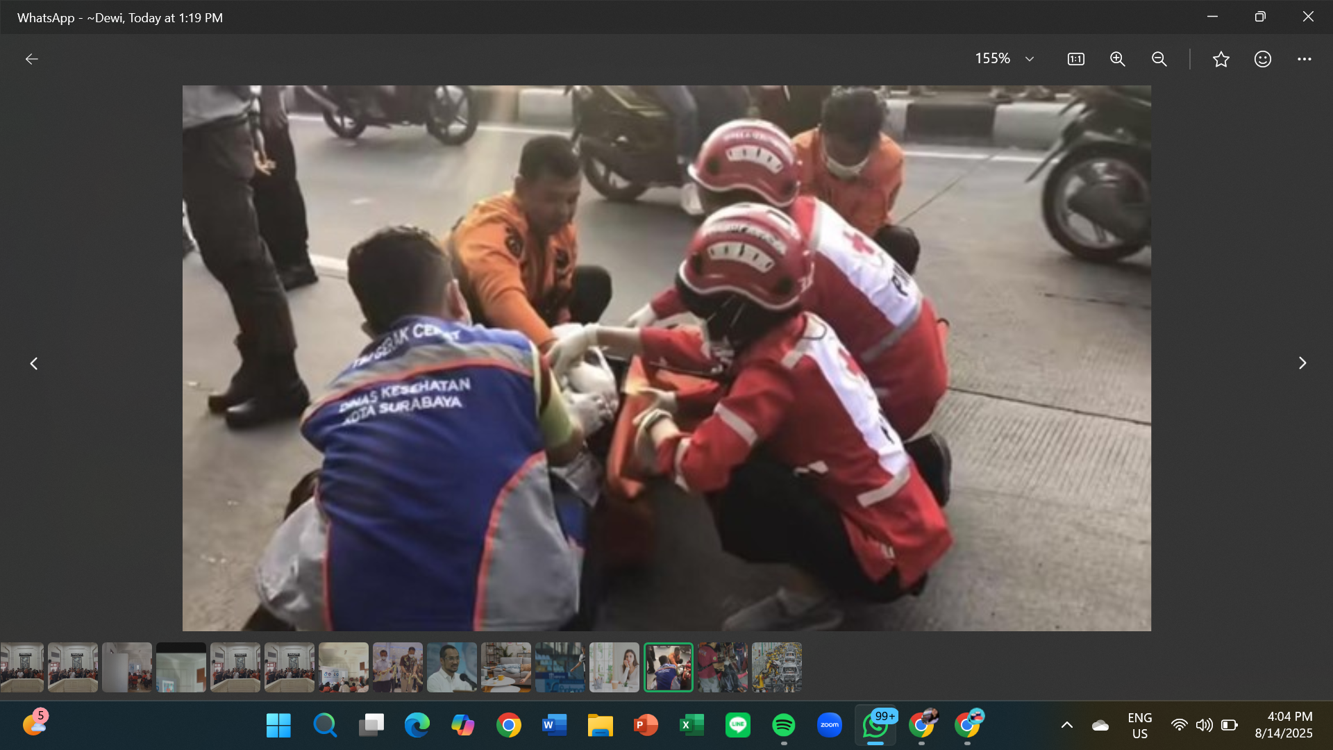Dua sekuriti bersaudara asal Pamekasan tewas dalam kecelakaan tunggal di Jalan Kedung Cowek, Kenjeran, Surabaya, Kamis (14/8).