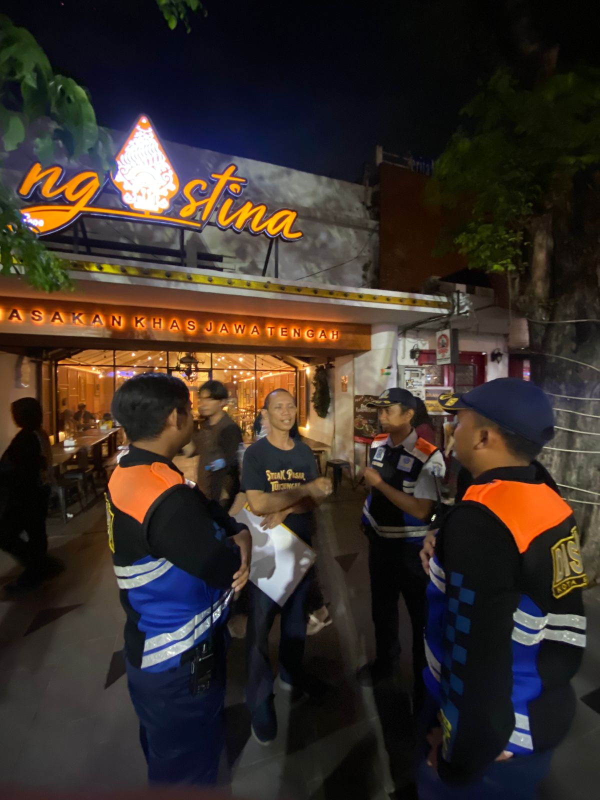 Penataan parkir di Jalan Tunjungan Surabaya. (IST)