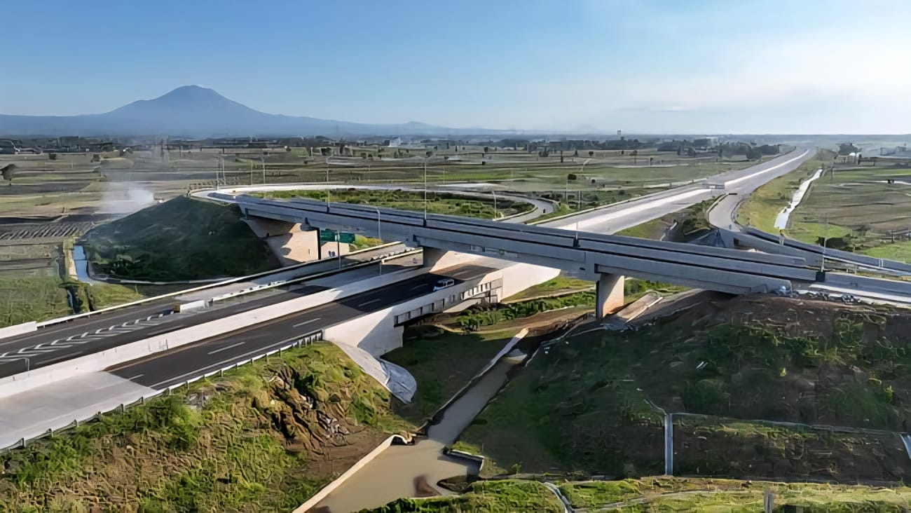 Progres Tol Probolinggo&ndash;Banyuwangi capai 86,43 persen per 3 Agustus 2025, lahan rampung 100 persen, jadi ruas akhir Trans Jawa.