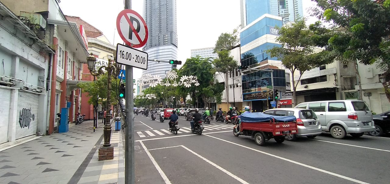 Dishub Surabaya siapkan kantong parkir baru di Jalan Genteng Besar, solusi larangan parkir TJU kawasan Tunjungan.