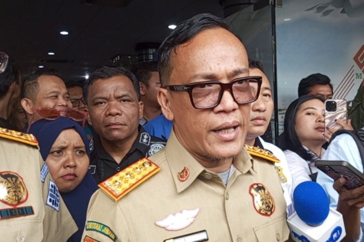KPK tangkap Wamenaker Immanuel Ebenezer terkait dugaan pemerasan perusahaan dalam pengurusan sertifikasi K3.