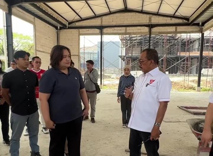 Mediasi PT SAS dan warga perumahan Graha Family Surabaya bersama wakil Walikota Surabaya, Cak Armuji.