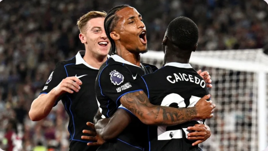 Chelsea terlalu perkasa bagi West Ham United.