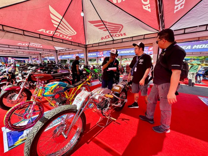 SERU: Honda Modif Contest (HMC) 2025 dihelat PT Astra Honda Motor (AHM) bekerja sama dengan PT Mitra Pinasthika Mulia (MPM Honda Jatim), distributor sepeda motor Honda wilayah Jatim & NTT.