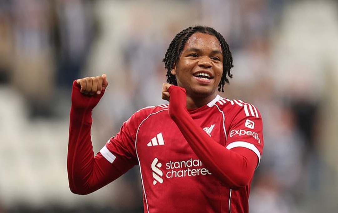 Rio Ngumoha bintang baru Liverpool yang jadi penyelamat kemenangan lawan Newcastle United.
