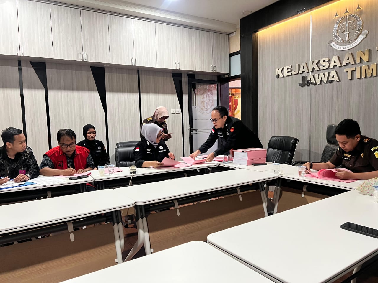 LENGKAP: Berkas tersangka kasus dugaan gratifikasi Mantan Kepala Bidang Jalan dan Jembatan DPUBMP Surabaya dinyatakan P21. (IST/RADAR SURABAYA)